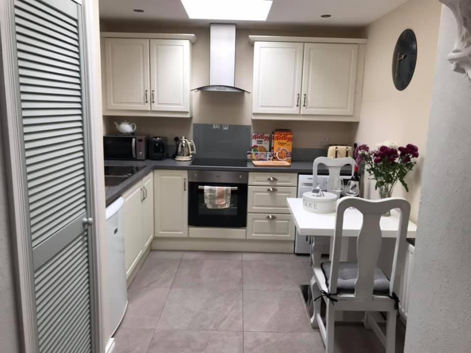 Arthur Street Guest Cottage No16 Hillsborough Ngoại thất bức ảnh